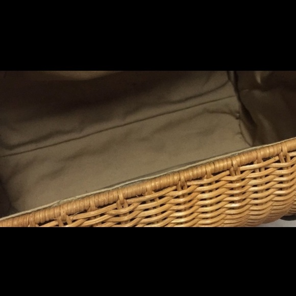 TRINA TURK WICKER BASKET BAG FIRM PRICE - Picture 5 of 11